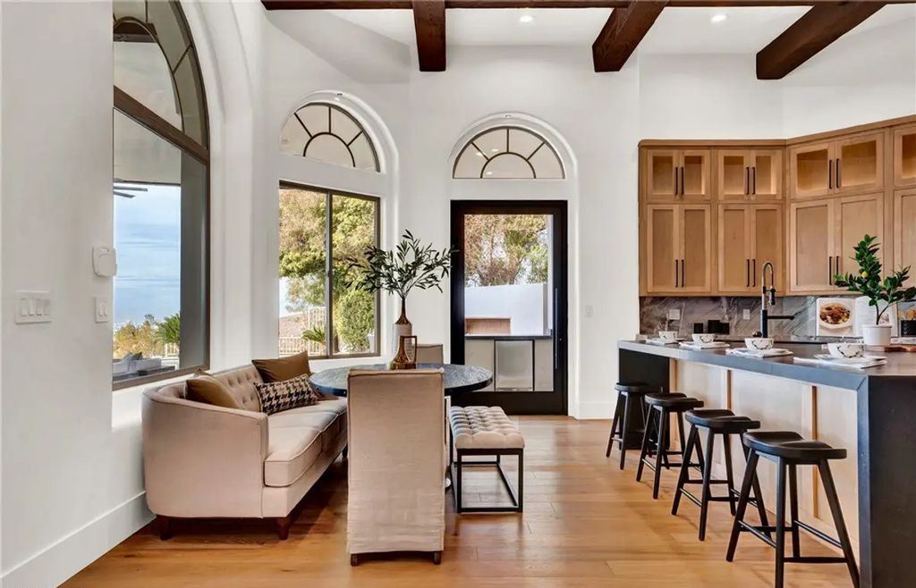 9 Yorkridge Court, Henderson, Nevada is a recently completed home perched high in the hills above the Green Fairways within the prestigious Anthem Country Club with the best unobstructed mountain, city and trip views. 
