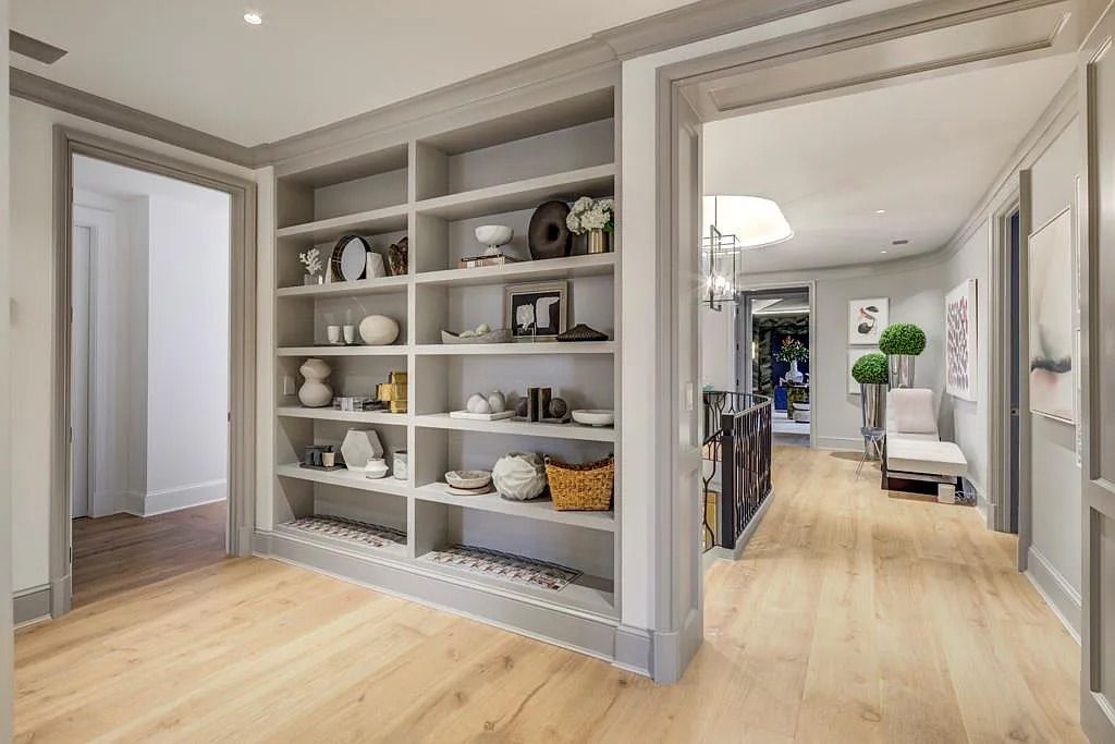 The House in Atlanta is an absolute masterpiece where comfort and intimacy are just as salient as the astonishing beauty you will see at every point throughout the property, now available for sale. This home located at 365 King Rd NW, Atlanta, Georgia
