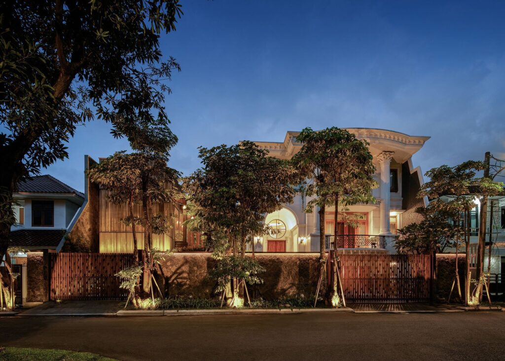 Wood White House combines Classic and Modern Element by Rcab Studio