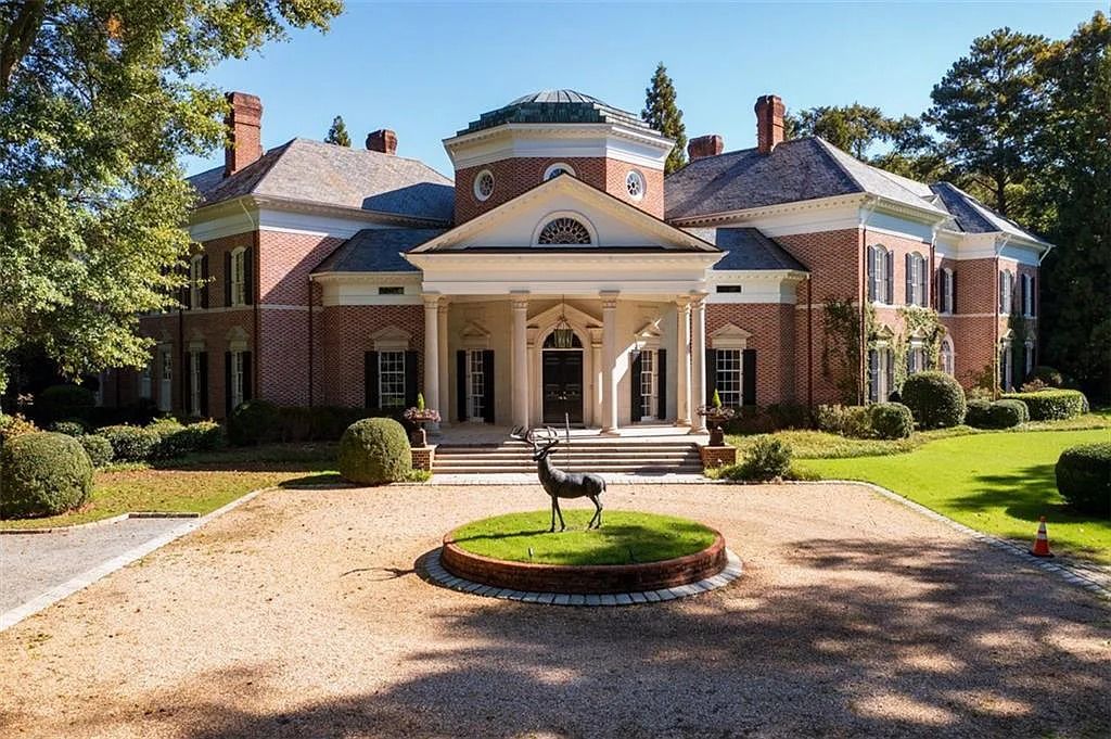 The Estate in Atlanta is a luxurious home designed for entertaining while providing developing options of the land investment in the future now available for sale. This home located at 825 Davis Dr, Atlanta, Georgia; offering 07 bedrooms and 11 bathrooms with 14,847 square feet of living spaces.