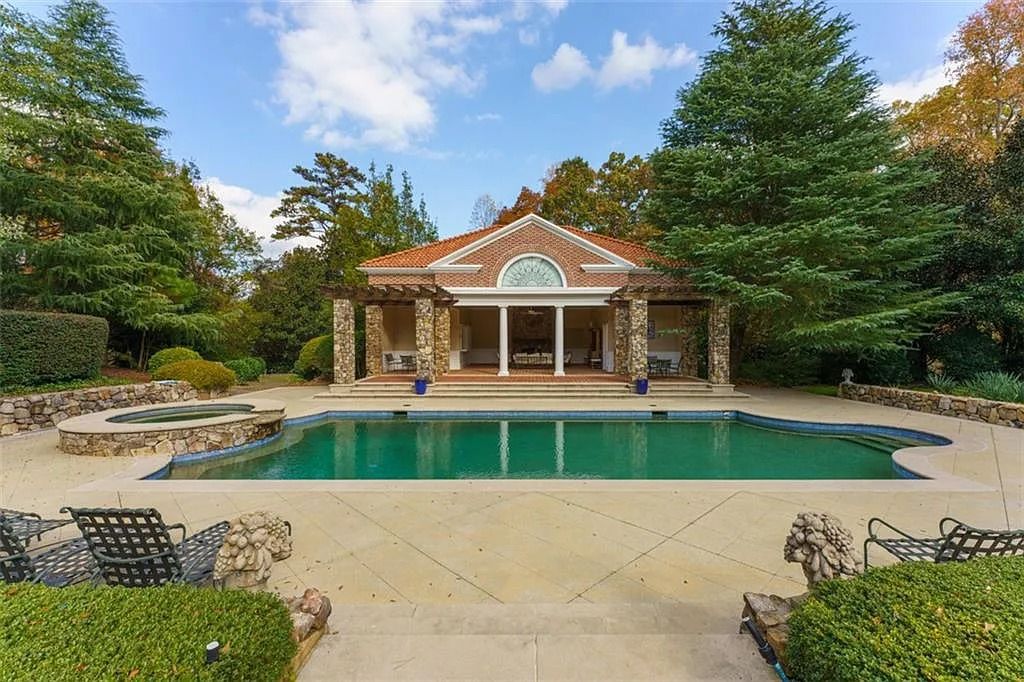 The Estate in Atlanta is a luxurious home designed for entertaining while providing developing options of the land investment in the future now available for sale. This home located at 825 Davis Dr, Atlanta, Georgia; offering 07 bedrooms and 11 bathrooms with 14,847 square feet of living spaces.