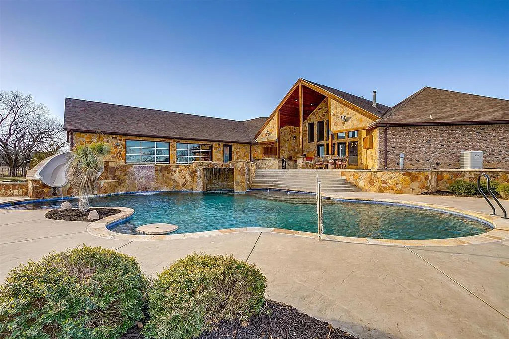 3551A Holbrook Rd Springtown TX 76082 24