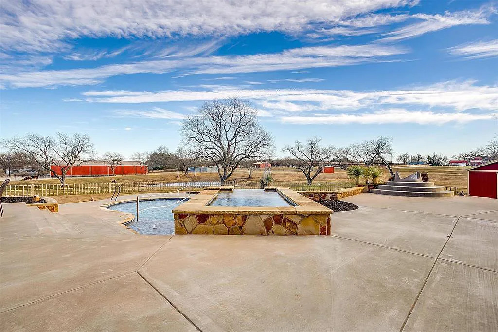 3551A Holbrook Rd Springtown TX 76082 4