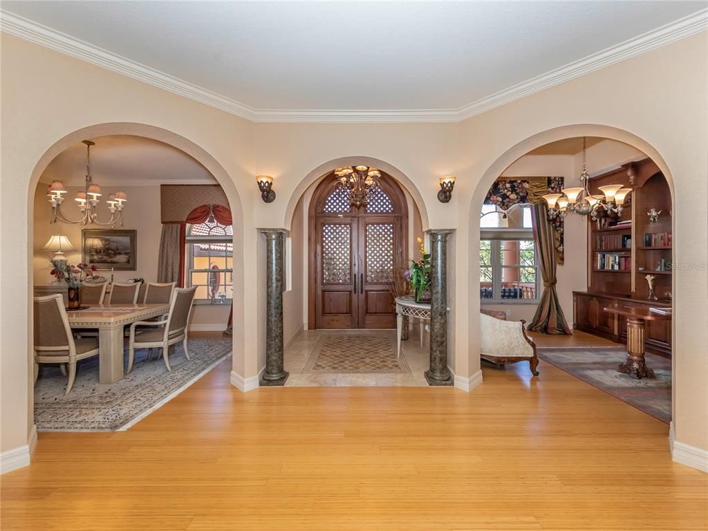 316 W Bay Drive, Venice, Florida is an extraordinary home privately situated on the Intracoastal Waterway with unobstructed views of Robert's Bay, a short walk to the quaint shops, dining, beaches, cultural venues, and recreational activities of downtown Venice. This Home in Venice offers 3 bedrooms and 3 bathrooms with over 3,500 square feet of living spaces.