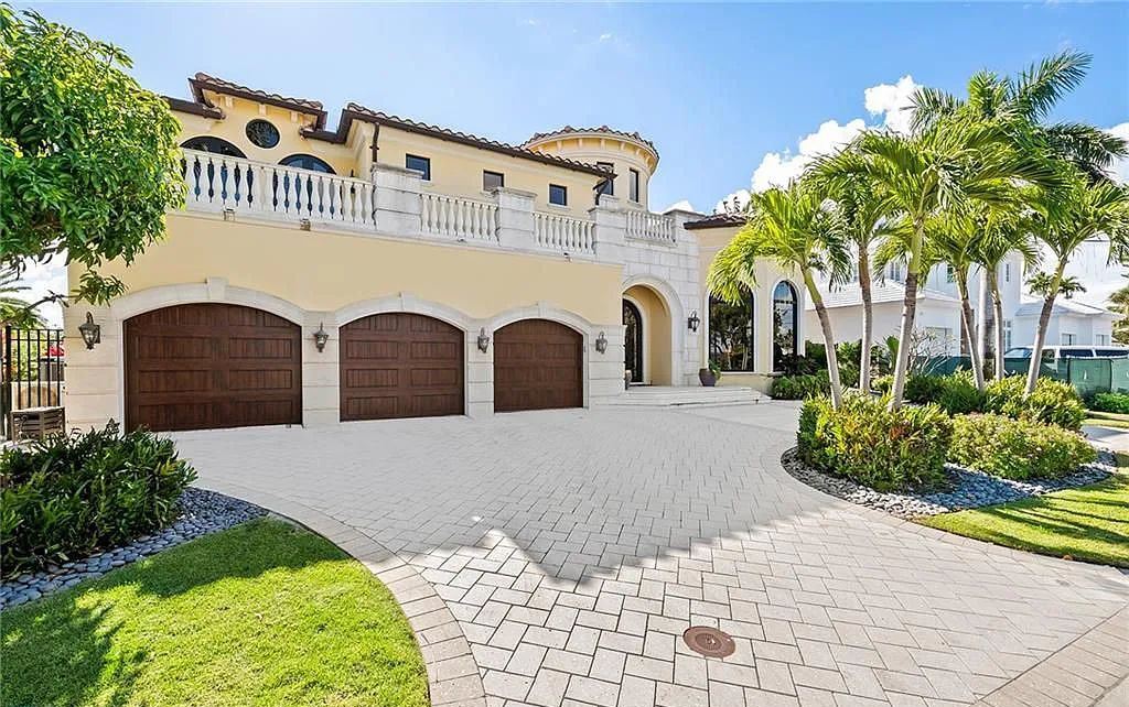 1918 Sunrise Key Boulevard, Fort Lauderdale, Florida is a custom residence built by Rodney Sarkella on secure gated community of Sunrise Key perfect for grand South Florida entertaining.