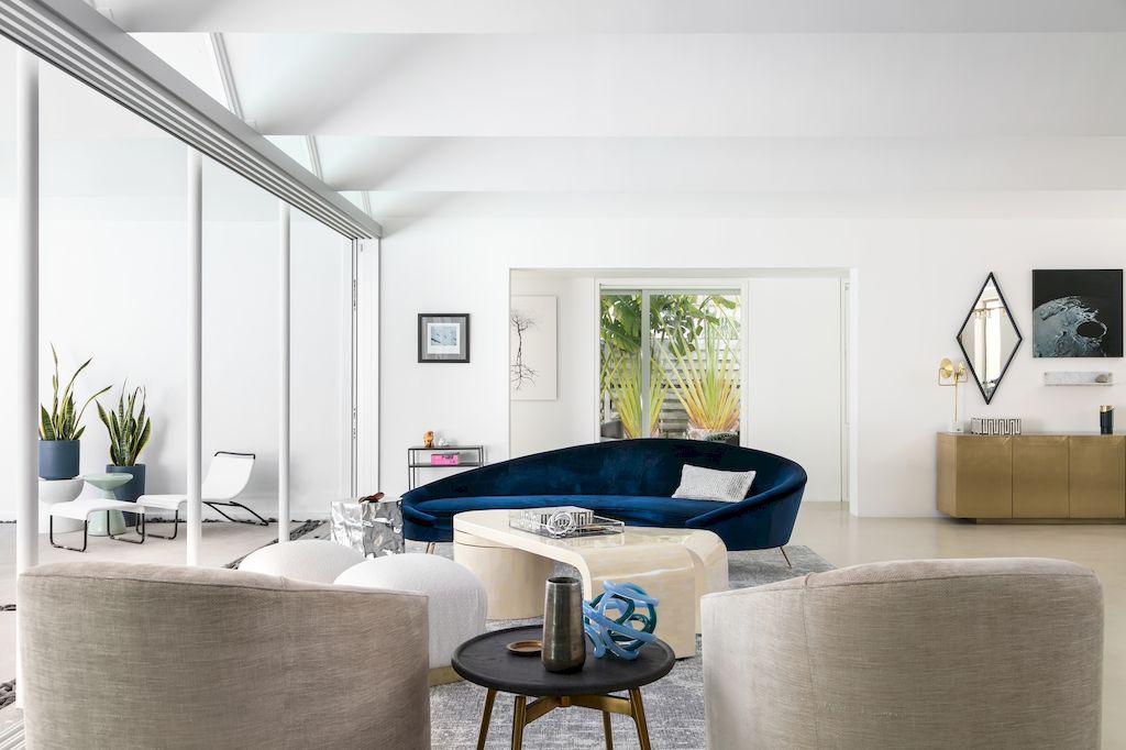 Arguedas House, a Modern Unique Home in Florida by Seibert Architects