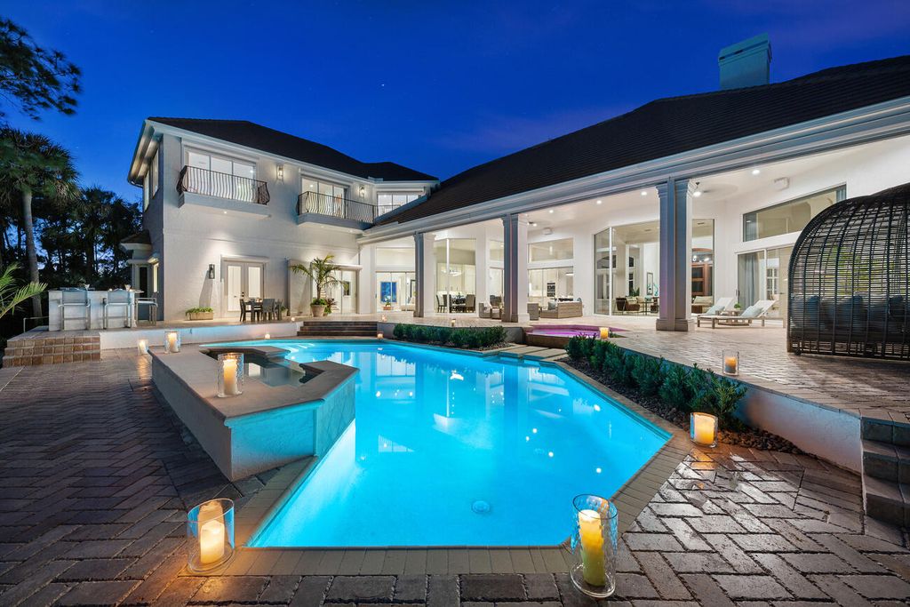 2712 Buckthorn Way, Naples, Florida is an exquisitely remodeled Estate residence perfect to to entertain in, with home theater, game room, bar, wine cellar, and plenty of spaces. 