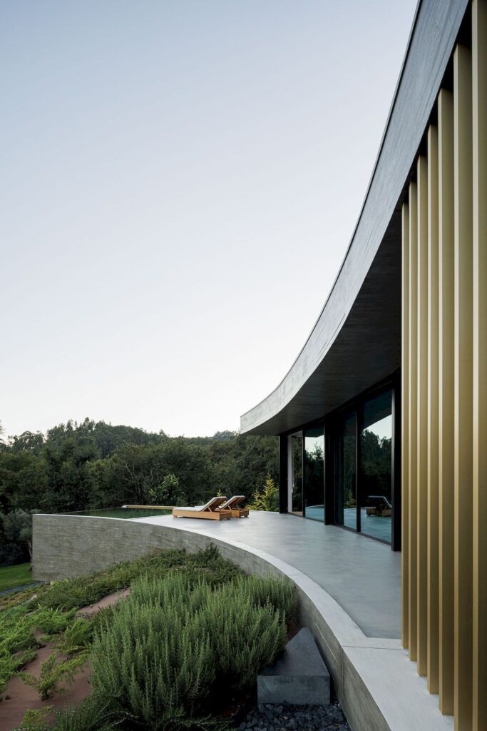 Casa De Bouro a Hug to Nature by Mutant Arquitectura Design 19