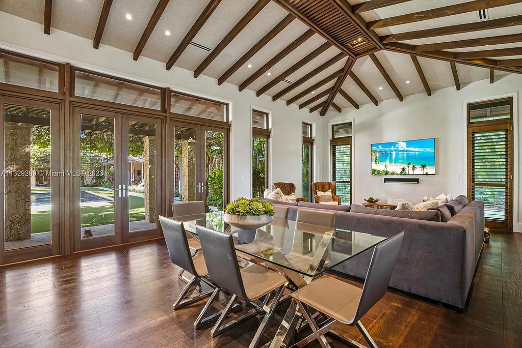 8601 Ponce De Leon Road, Miami, Florida, is ideal for family gatherings while providing ample indoor/outdoor spaces for a recreational and relaxing living experience.