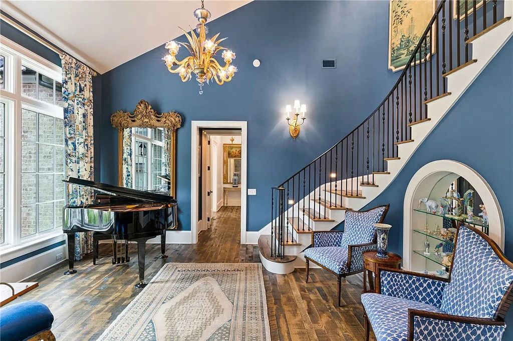 The Estate in Saint Simons Island is a luxurious home perfectly situated with panoramic deep water and marsh views now available for sale. This home located at 420 Pikes Bluff Dr, Saint Simons Island, Georgia; offering 04 bedrooms and 06 bathrooms with 6,052 square feet of living spaces.