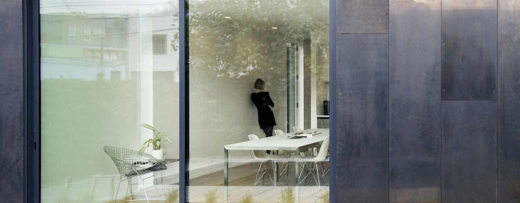 Flex House, prominent home in California by Johnsen Schmaling Architects