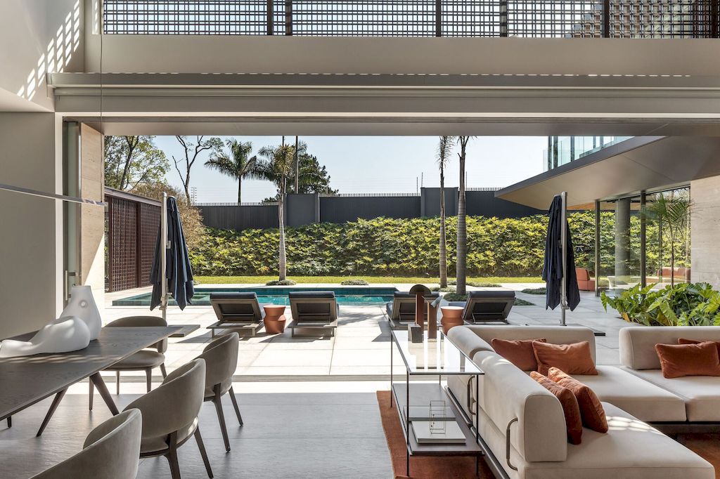 Guaimbe House an Elegant Home in Brazil by Schuchovski Arquitetura 12