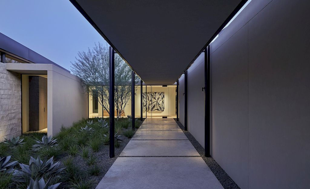 Kawish Court House in California with nature connection by o2 Architecture