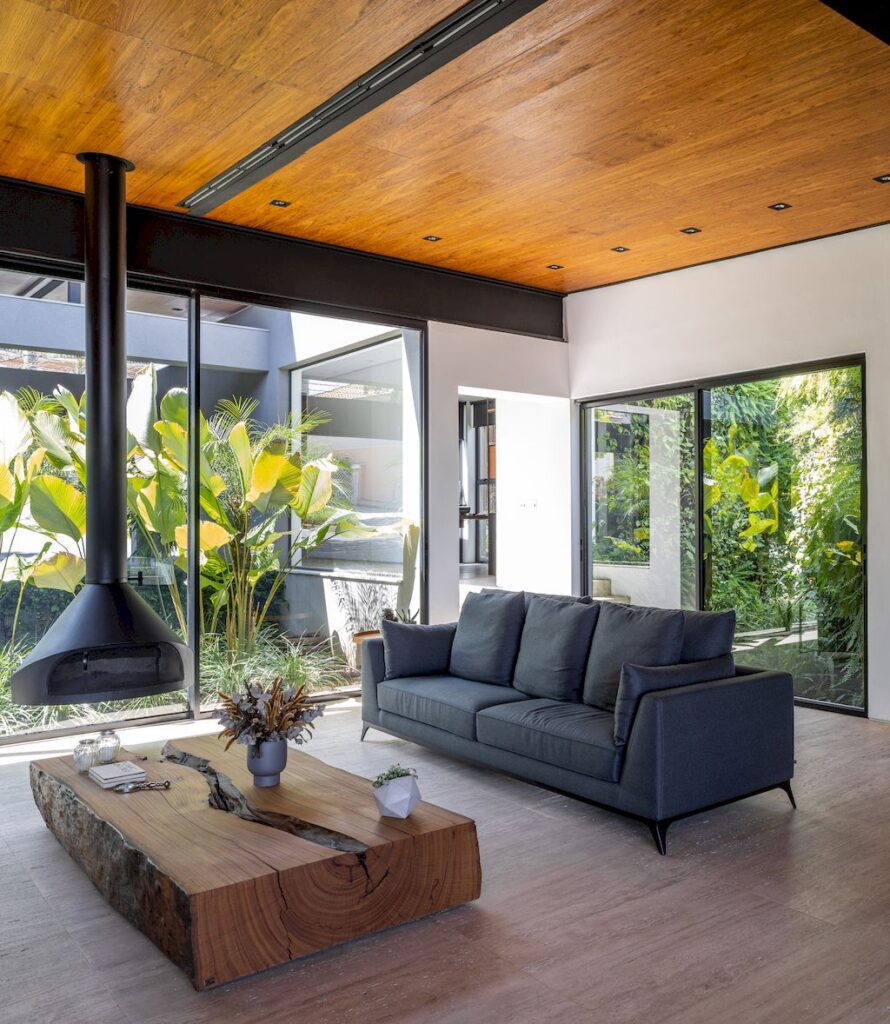LE House, Stunning Renovation Project in Brazil by Arquitetos Associados