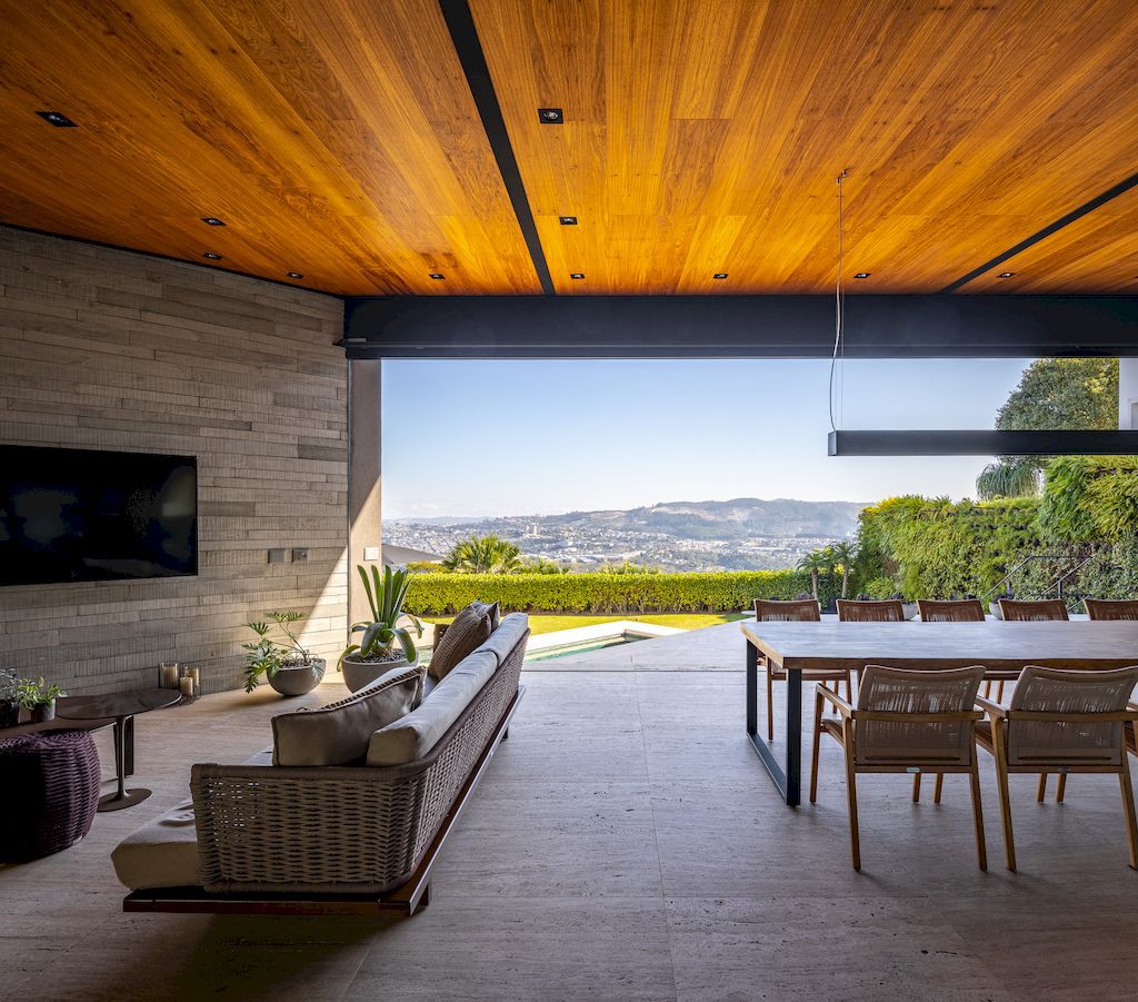 LE House, Stunning Renovation Project in Brazil by Arquitetos Associados