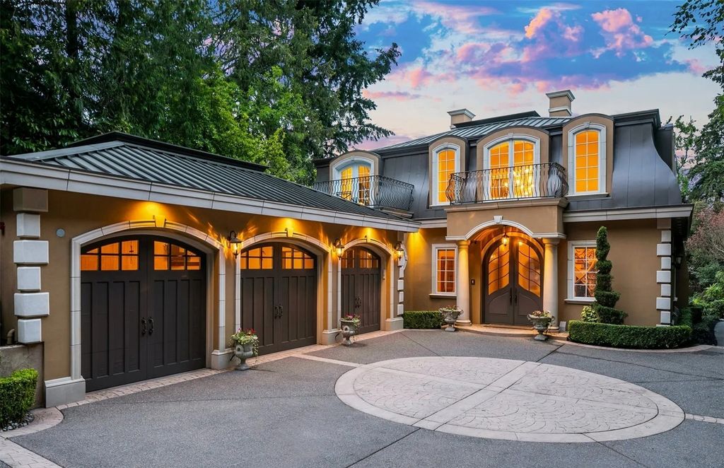 The Estate in Hunts Point was designed with rooms to be enjoyed by incorporating classic finishes and custom detailing throughout, now available for sale. This home located at 3210 Hunts Point Road, Hunts Point, Washington