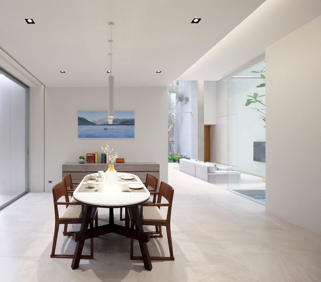 Mit Chit House with Pleasing, Modern Exterior by Looklen Architects