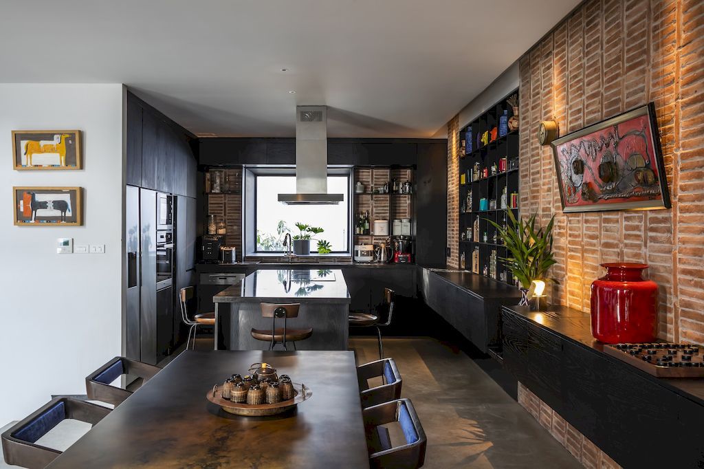 Pi House Combine Western design & Vietnam tradition by D&P Associates