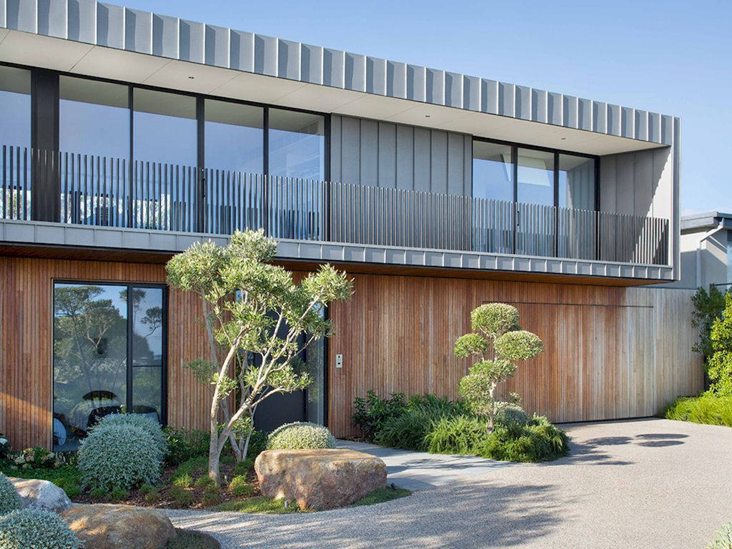 Somers Modular Home, a Beach House in Luxury and Light by Modscape