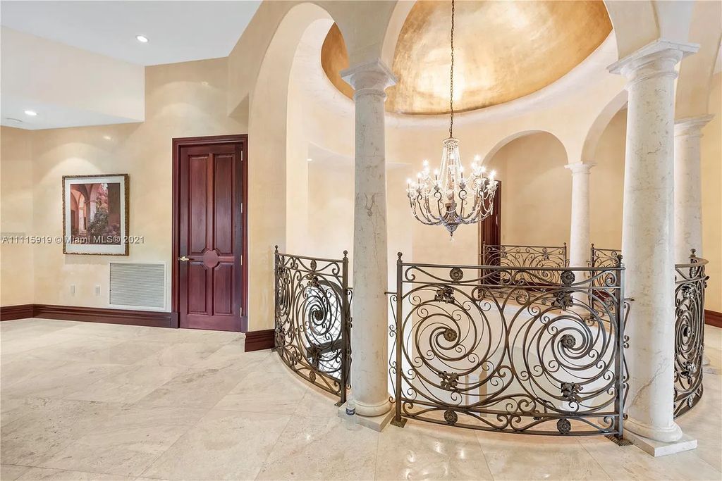 116 Bal Bay Drive, Bal Harbour, Florida is a spectacular waterfront home in the exclusive guard gated Bal Harbour Village, one of the most private and secure communities in Miami, enjoy the world-class shopping and dining, and five-star hotels of Bal Harbour.