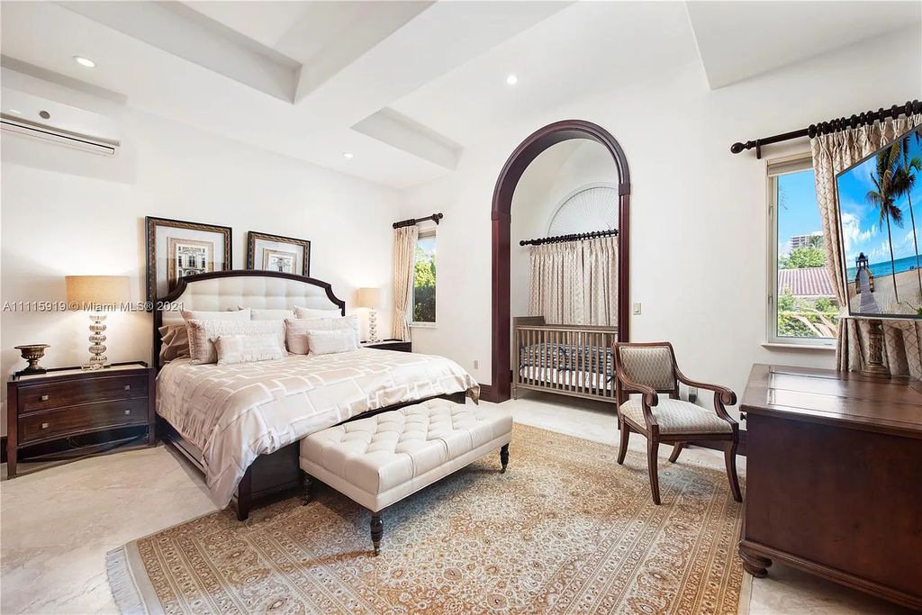 116 Bal Bay Drive, Bal Harbour, Florida is a spectacular waterfront home in the exclusive guard gated Bal Harbour Village, one of the most private and secure communities in Miami, enjoy the world-class shopping and dining, and five-star hotels of Bal Harbour.