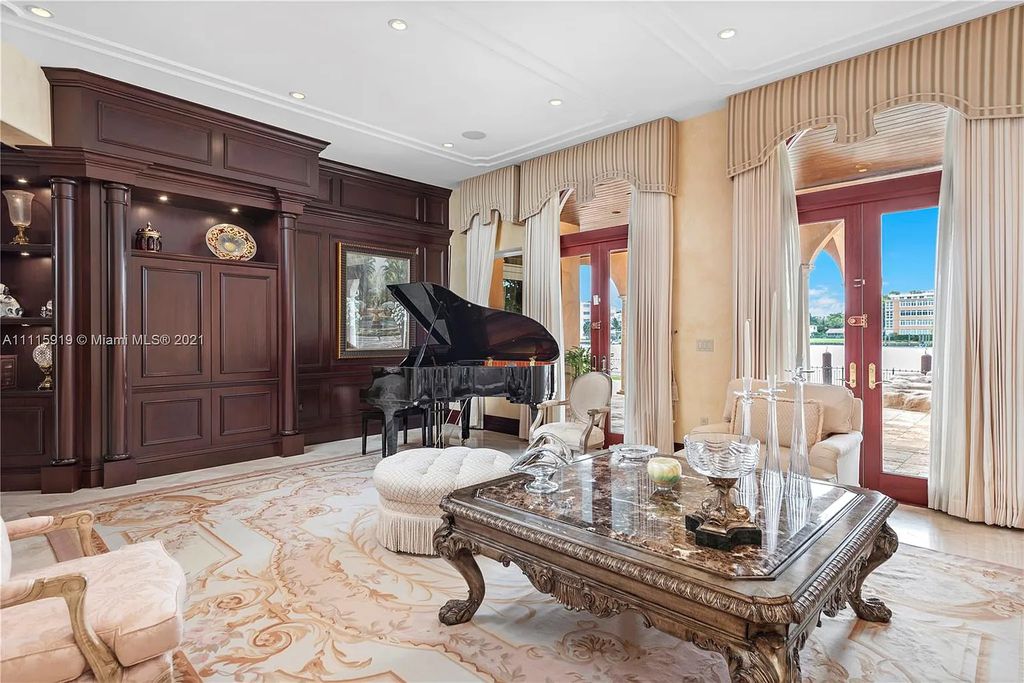116 Bal Bay Drive, Bal Harbour, Florida is a spectacular waterfront home in the exclusive guard gated Bal Harbour Village, one of the most private and secure communities in Miami, enjoy the world-class shopping and dining, and five-star hotels of Bal Harbour.