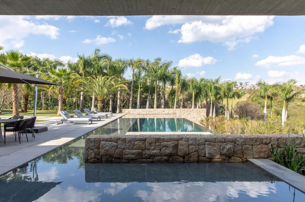 Tetra House Impressive House in Brazil by Felipe Caboclo Arquitetura 2