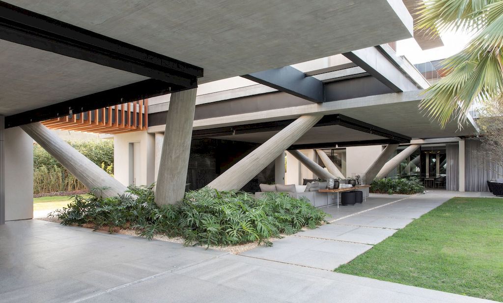 Tetra House Impressive House in Brazil by Felipe Caboclo Arquitetura 3