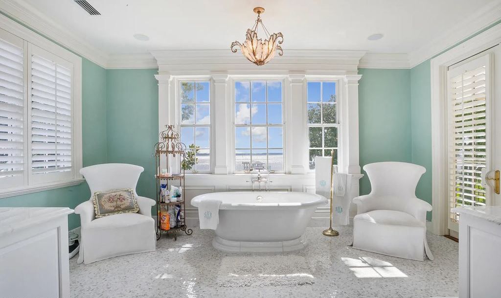 6222&6232 San Jose Boulevard W, Jacksonville, Florida, is the most gorgeous 3 story all brick riverfront estate home. It is rare to find a home on market with more than 3 acres situated on a high bluff lot spanning 190' of St Johns River frontage.