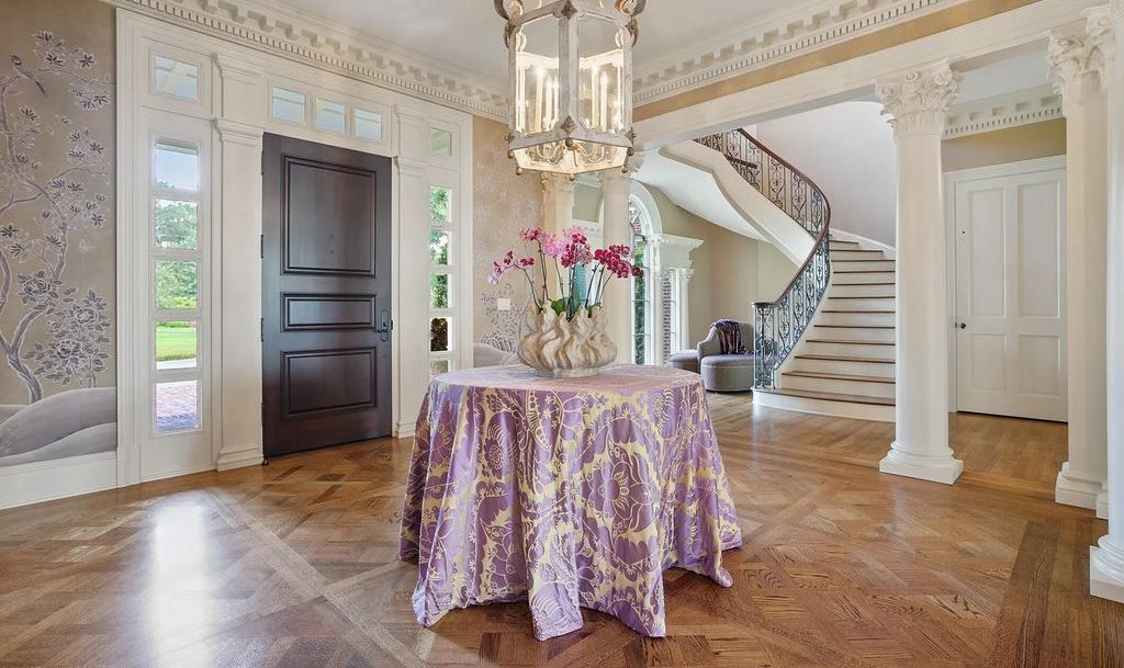 6222&6232 San Jose Boulevard W, Jacksonville, Florida, is the most gorgeous 3 story all brick riverfront estate home. It is rare to find a home on market with more than 3 acres situated on a high bluff lot spanning 190' of St Johns River frontage.
