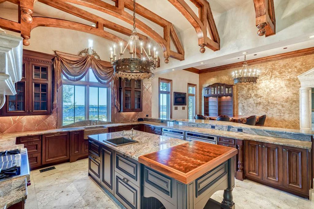 3730 Preserve Bay Boulevard, Panama City Beach, Florida, is built with Authentic Italian Design along the shores of the mesmerizing West Bay waters on the Northwest Florida Gulf Coast. Inspired by the classic Palladian villas of the Veneto in Italy, the Villa Chimera evokes an imperial aura.