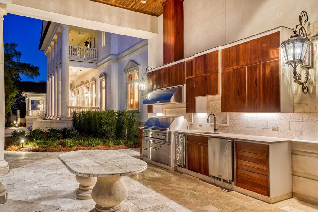 3730 Preserve Bay Boulevard, Panama City Beach, Florida, is built with Authentic Italian Design along the shores of the mesmerizing West Bay waters on the Northwest Florida Gulf Coast. Inspired by the classic Palladian villas of the Veneto in Italy, the Villa Chimera evokes an imperial aura.