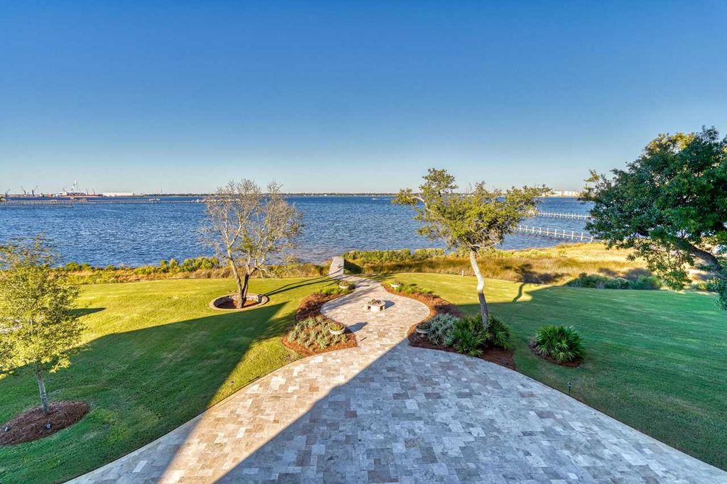 3730 Preserve Bay Boulevard, Panama City Beach, Florida, is built with Authentic Italian Design along the shores of the mesmerizing West Bay waters on the Northwest Florida Gulf Coast. Inspired by the classic Palladian villas of the Veneto in Italy, the Villa Chimera evokes an imperial aura.