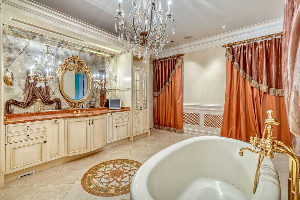 3730 Preserve Bay Boulevard, Panama City Beach, Florida, is built with Authentic Italian Design along the shores of the mesmerizing West Bay waters on the Northwest Florida Gulf Coast. Inspired by the classic Palladian villas of the Veneto in Italy, the Villa Chimera evokes an imperial aura.