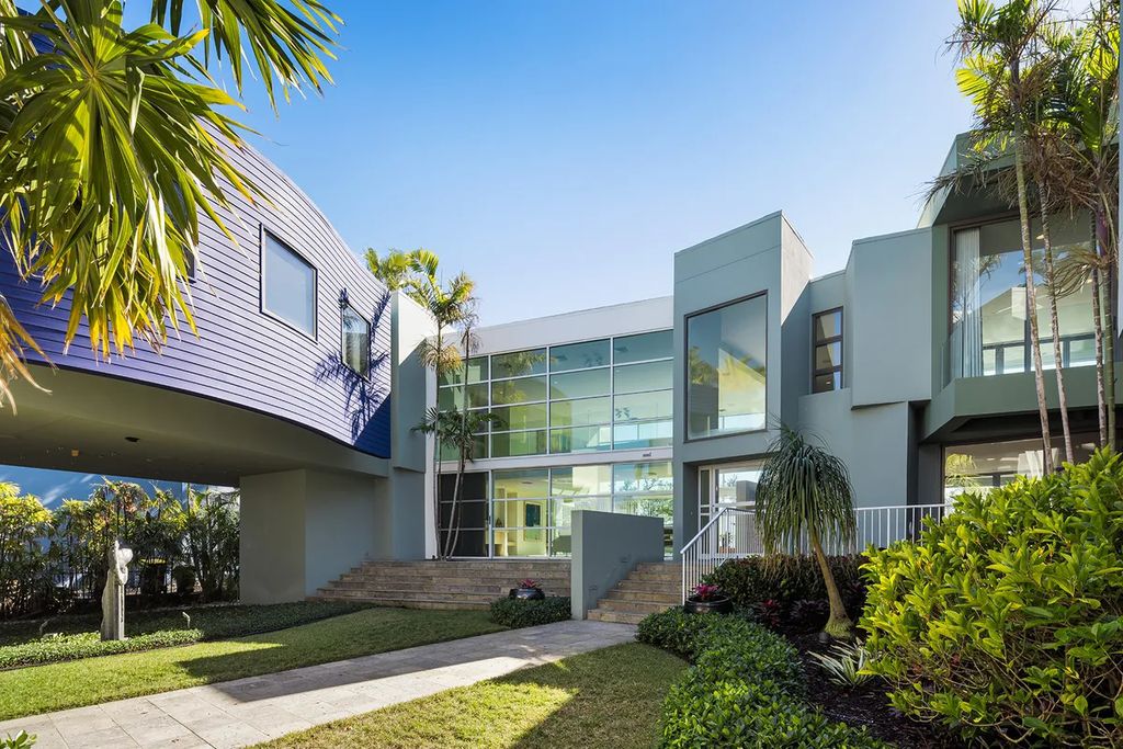 150 Morningside Drive, Sarasota, Florida is a stunning postmodern-style home was designed and built by the renowned architect Don Chapell showcasing the eclectic palette and materials of postmodernism, with an interplay of light and shadow that transforms each space.