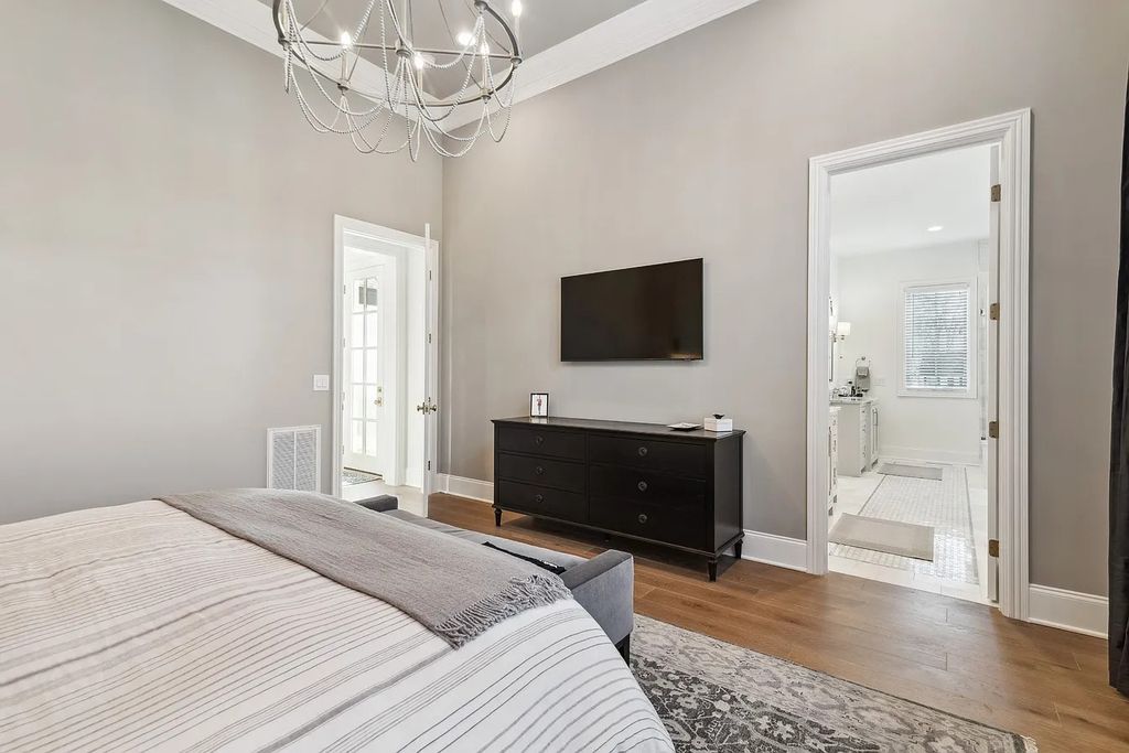 The Home in Nashville is a Gorgeous newer construction designed by P. Shea and built by Craftsman Residential, now available for sale. This home located at 4411B Soper Ave, Nashville, Tennessee