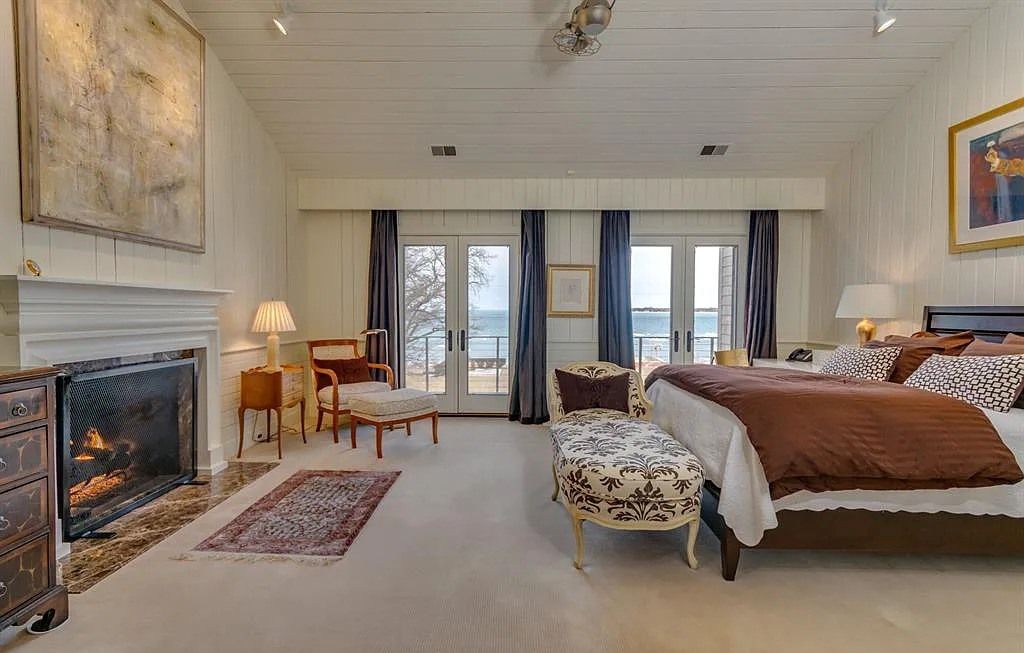 The Estate in Port Huron is a luxurious home filled with spacious natural light now available for sale. This home located at 3201 Conger St, Port Huron, Michigan; offering 04 bedrooms and 08 bathrooms with 5,294 square feet of living spaces. 