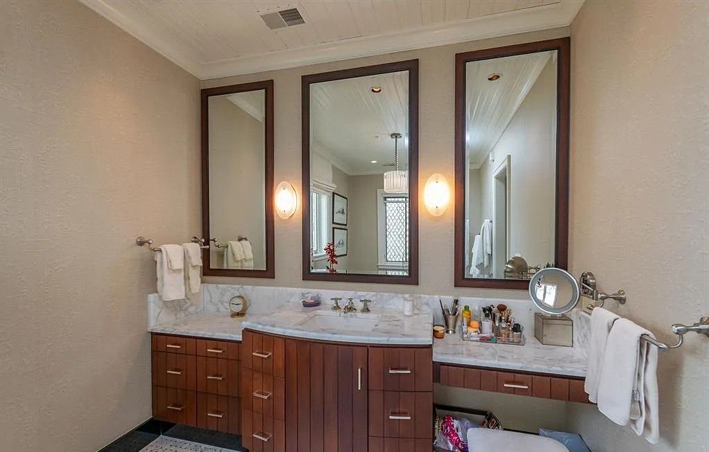 The Estate in Port Huron is a luxurious home filled with spacious natural light now available for sale. This home located at 3201 Conger St, Port Huron, Michigan; offering 04 bedrooms and 08 bathrooms with 5,294 square feet of living spaces. 