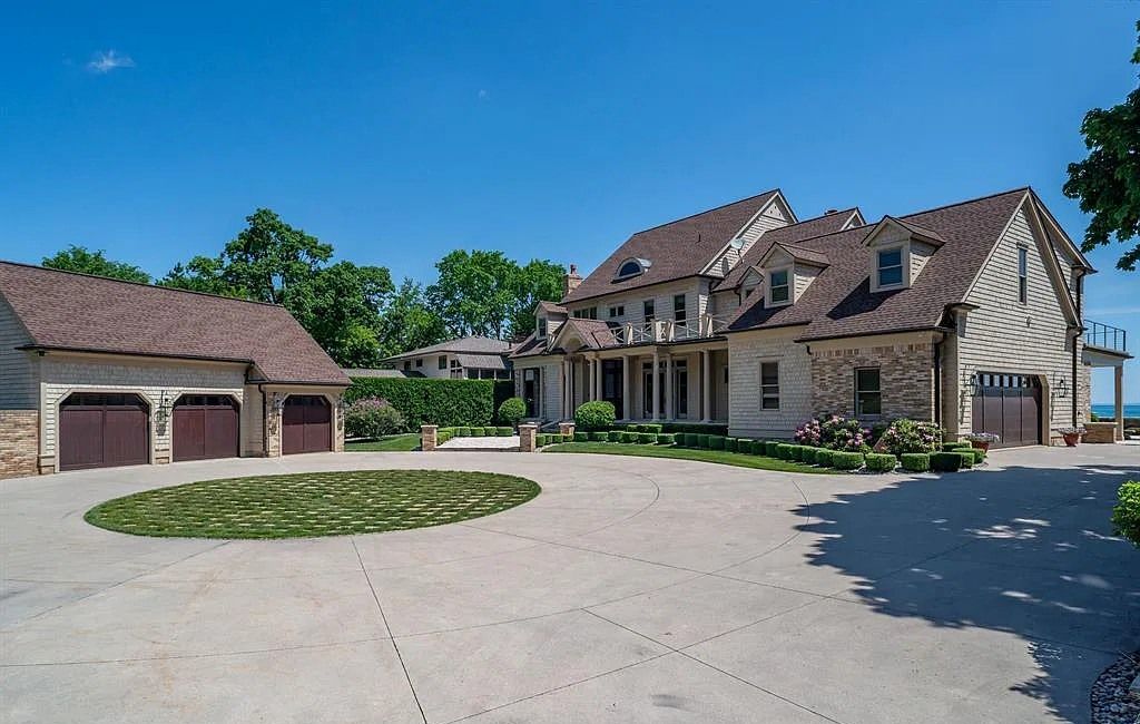 The Estate in Port Huron is a luxurious home filled with spacious natural light now available for sale. This home located at 3201 Conger St, Port Huron, Michigan; offering 04 bedrooms and 08 bathrooms with 5,294 square feet of living spaces. 