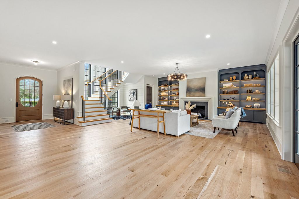 The Estate in Charlotte is a luxurious home showcasing stunning living spaces and amenities now available for sale. This home located at 6015 Lansing Dr, Charlotte, North Carolina; offering 05 bedrooms and 05 bathrooms with 5,712 square feet of living spaces.