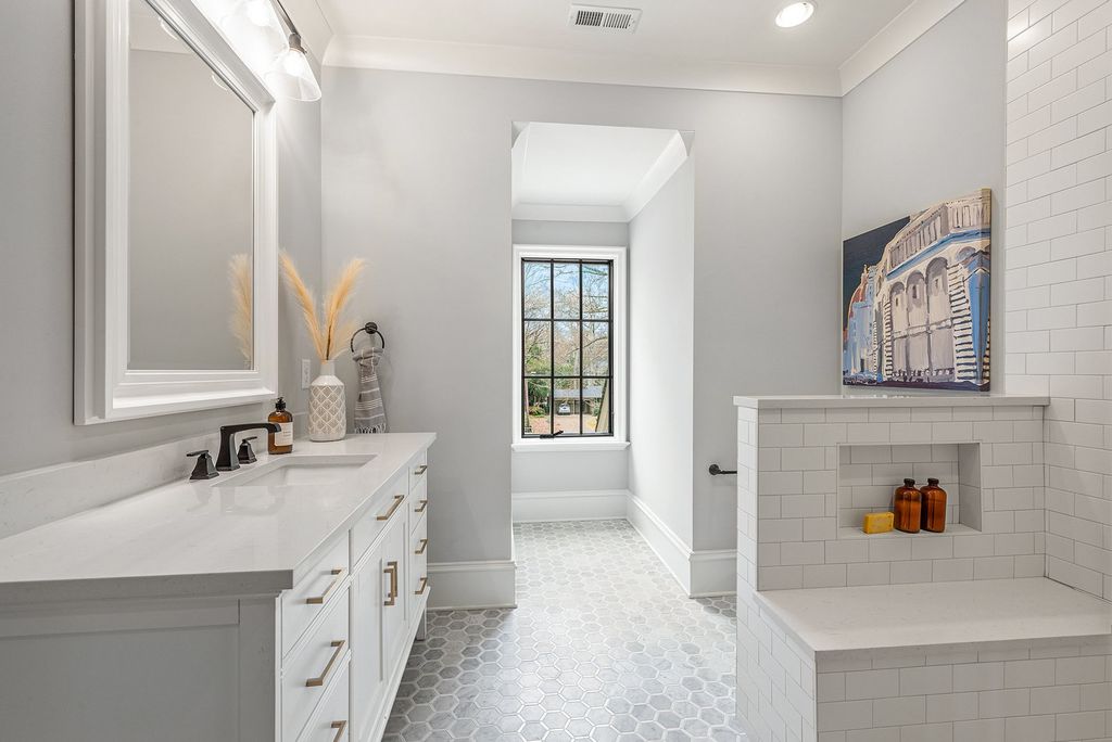 The Estate in Charlotte is a luxurious home showcasing stunning living spaces and amenities now available for sale. This home located at 6015 Lansing Dr, Charlotte, North Carolina; offering 05 bedrooms and 05 bathrooms with 5,712 square feet of living spaces.