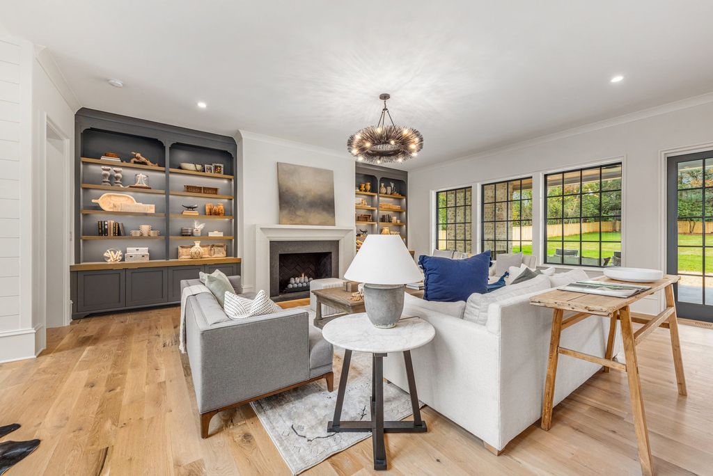 The Estate in Charlotte is a luxurious home showcasing stunning living spaces and amenities now available for sale. This home located at 6015 Lansing Dr, Charlotte, North Carolina; offering 05 bedrooms and 05 bathrooms with 5,712 square feet of living spaces.