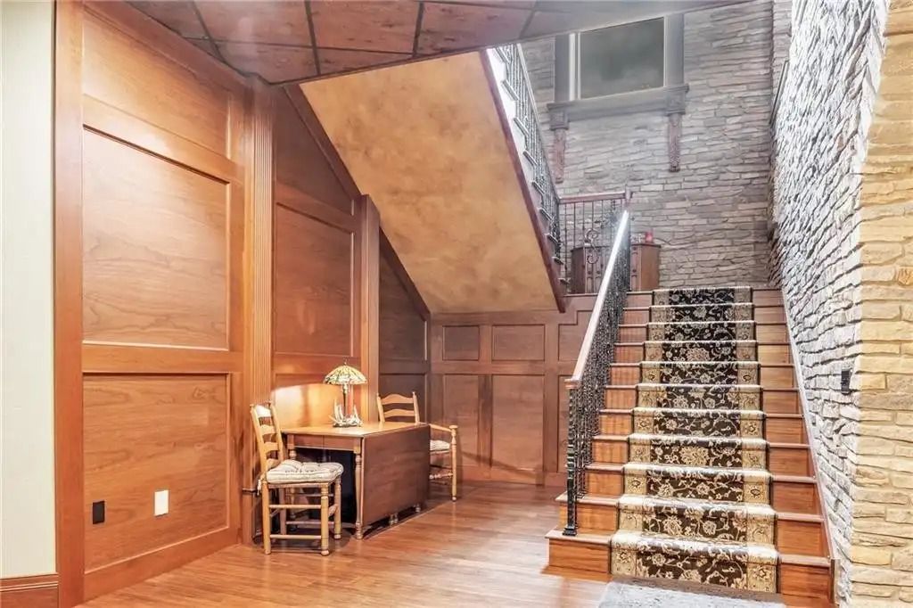 The Estate in Punxsutawney is a luxurious home that greets you by its unique architecture and design at every turn now available for sale. This home located at 34 Chapman Rd, Punxsutawney, Pennsylvania; offering 03 bedrooms and 08 bathrooms with 11,000 square feet of living spaces. 