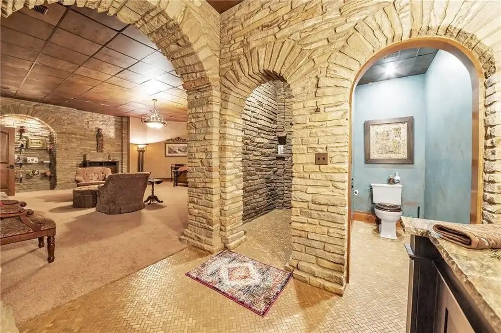 The Estate in Punxsutawney is a luxurious home that greets you by its unique architecture and design at every turn now available for sale. This home located at 34 Chapman Rd, Punxsutawney, Pennsylvania; offering 03 bedrooms and 08 bathrooms with 11,000 square feet of living spaces. 