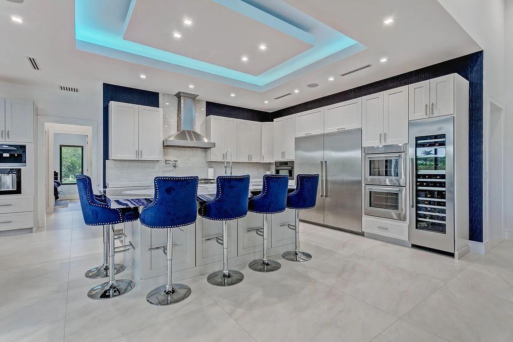 5812 Lady Luck Road, Palm Beach Gardens, Florida, is the finest modern new construction that is available in Steeplechase, one of the most desirable neighborhoods. This wonderful home in South Florida features the crispest modern interior and modern technology, such as the solar roof and Icynene foam insulation.