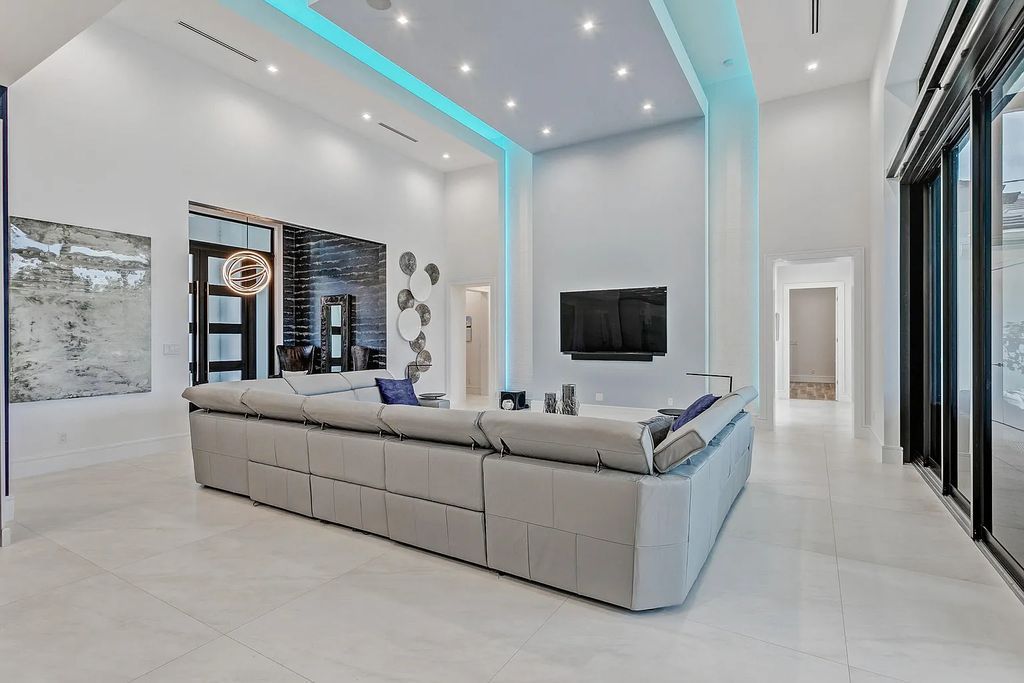 5812 Lady Luck Road, Palm Beach Gardens, Florida, is the finest modern new construction that is available in Steeplechase, one of the most desirable neighborhoods. This wonderful home in South Florida features the crispest modern interior and modern technology, such as the solar roof and Icynene foam insulation.