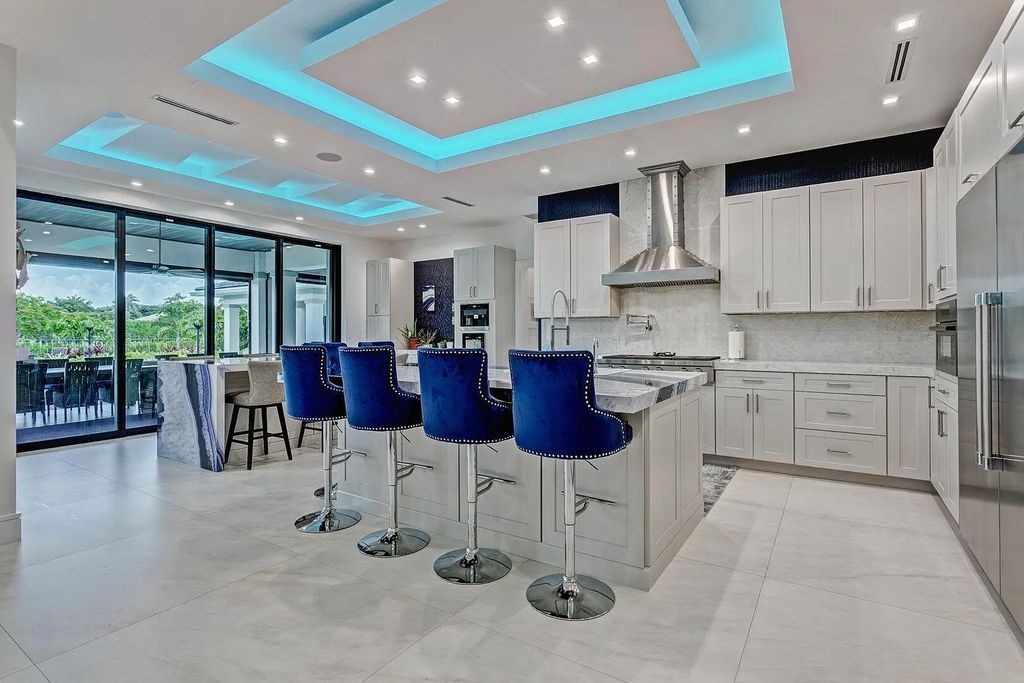 5812 Lady Luck Road, Palm Beach Gardens, Florida, is the finest modern new construction that is available in Steeplechase, one of the most desirable neighborhoods. This wonderful home in South Florida features the crispest modern interior and modern technology, such as the solar roof and Icynene foam insulation.