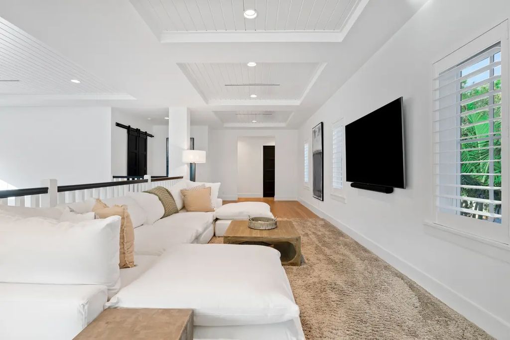 9201 Mercato Way, Naples, Florida is a magnificent gem in the heart of the Residences at Mercato just minutes from the famous Vanderbilt Beach with a custom outdoor oasis, an open floor plan, and designer touches throughout.
