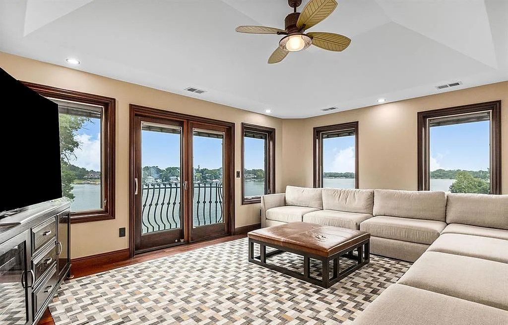 The Home in Fenton is a luxurious home with all the amenities for your elegant lifestyle, now available for sale. This home located at 75 Chateaux Du Lac, Fenton, Michigan