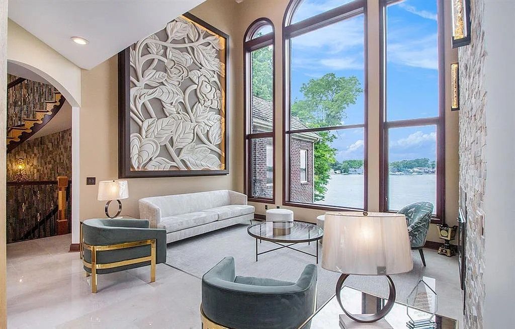 The Home in Fenton is a luxurious home with all the amenities for your elegant lifestyle, now available for sale. This home located at 75 Chateaux Du Lac, Fenton, Michigan